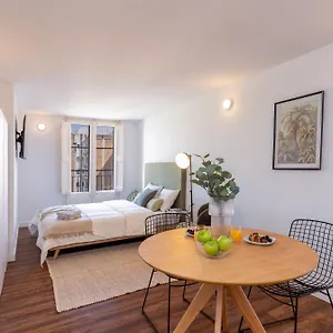 Soho & Ramblas Apartment Barcelona
